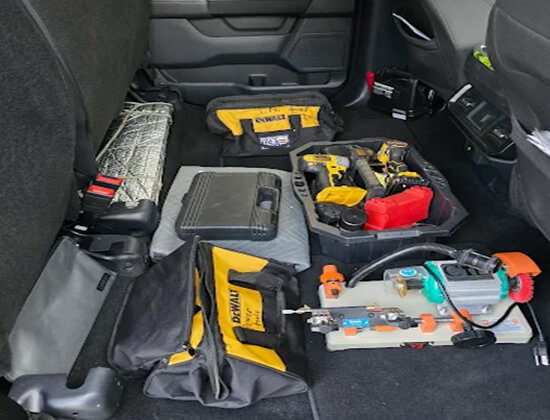 Emergency locksmith service